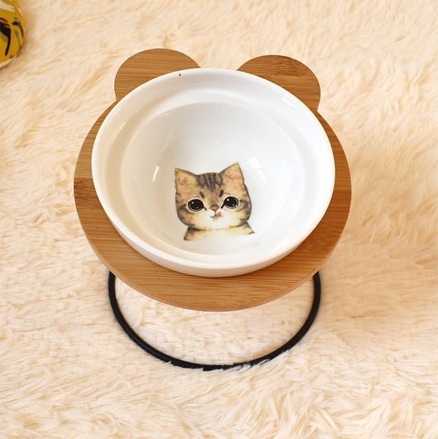 Comedor y bebedero ergonómico para gatos.
