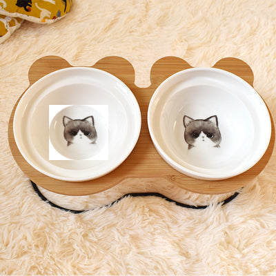 Comedor y bebedero ergonómico para gatos.